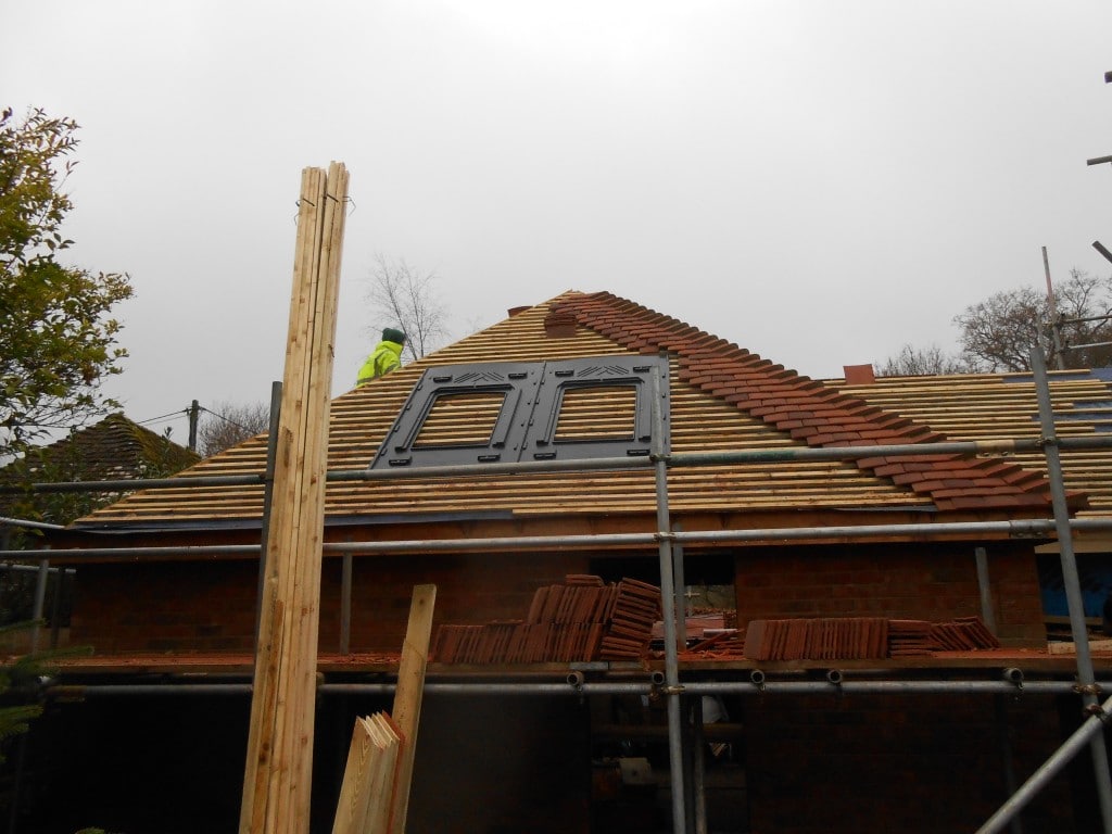 vine-cottage-solar-panel-trays